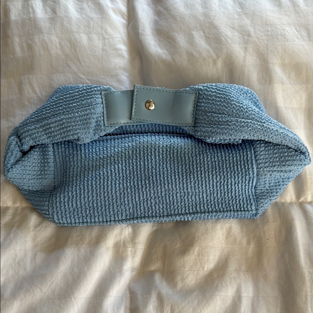 Kate Spade Textured Blue Pouch - Picture 2 of 4